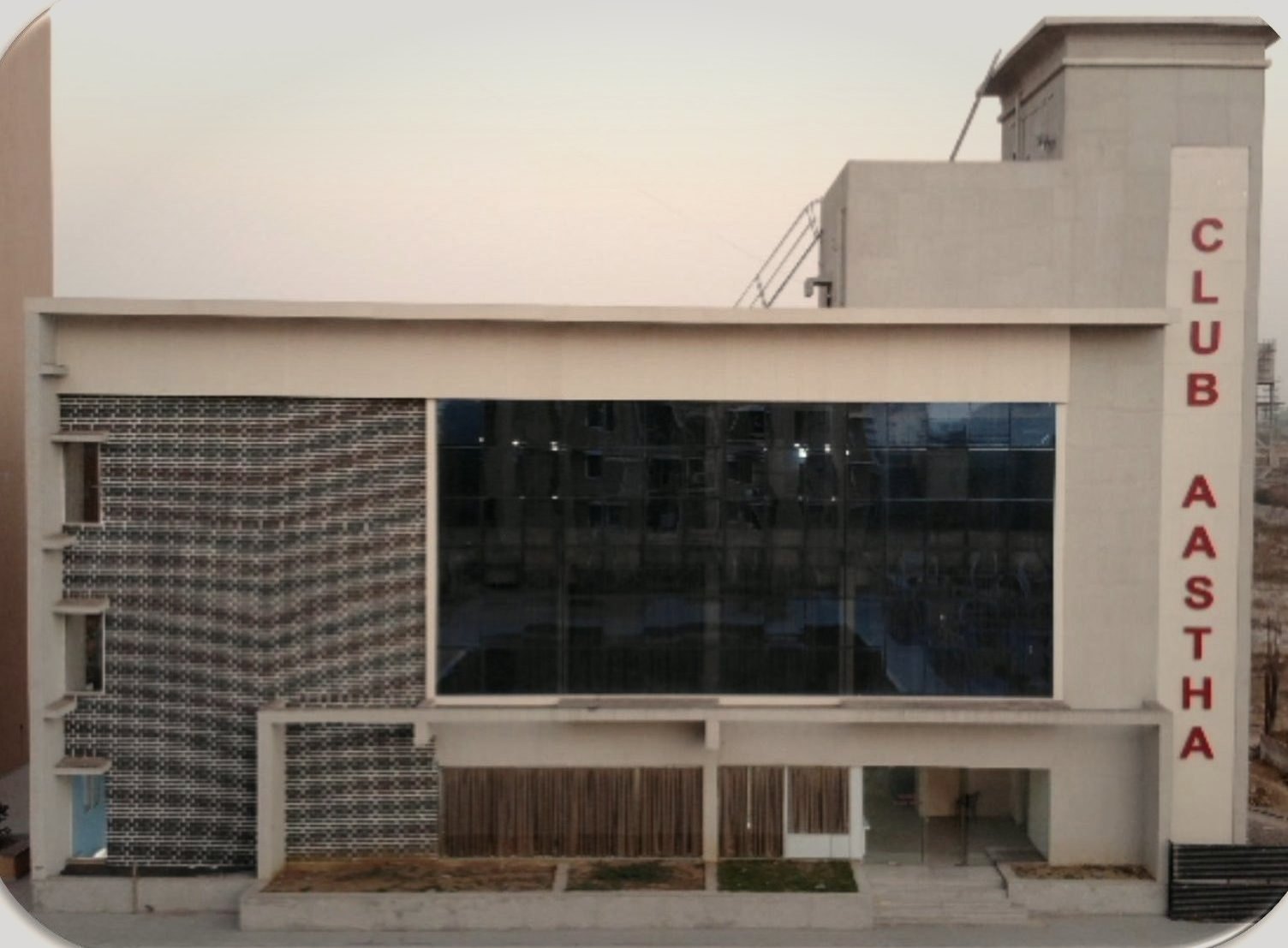 Club Aastha exterior